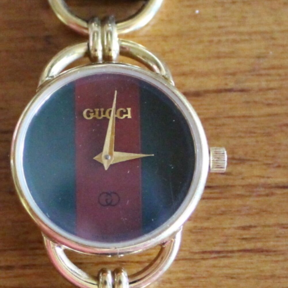 Women's Gucci Watch 6000L In great Shape - Picture 6 of 16